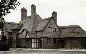 Thatched Cottages England Drucke: Thatched House, Thought to be at Wolverhampton, Staffordshir