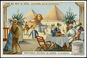 Historical Construction Sites Drucke: Tourists at the Pyramids