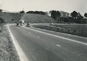 Vintage Lorry Images Drucke: Traffic on a main road