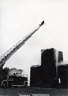 Canadian Firefighters In England Drucke: Training