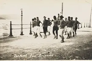 Historical Firefighting Equipment Drucke: Turkish Fire brigade running