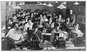 Vintage Office Scene Drucke: Typing Pool