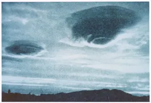 UFOs Drucke: Linienwolken