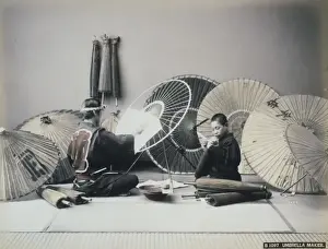 Japanese Historical Images Drucke: Umbrella maker