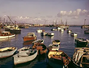 Schiffe im Hafen von Brixham, Devon