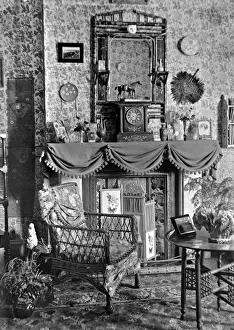 Viktorianische Stil, Wohnzimmerinterieur mit Kamin