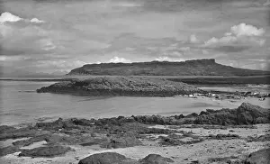 Inner Hebrides Scenery Drucke: View of Eigg from Muck, Scotland