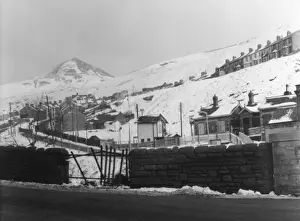 Welsh Village Scene Drucke: Welsh Winter
