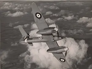 WWII Aeroplanes Drucke: Westland Whirlwind I -despite the engine problems, two