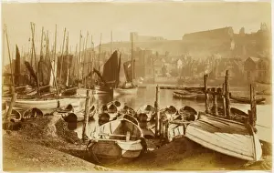 Whitby (Sutcliffe) - Whitby ist eine Stadt in Nordost-Englands, bekannt für ihre historischen Sehenswürdigkeiten und die legendäre Burg Whitby.