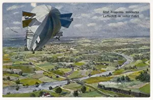 Historic Aircraft Drucke: Zeppelin in Flight