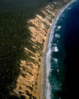 Queensland Coastal Scenery Drucke: Aerial - Sand cliffs - Cooloolah Section