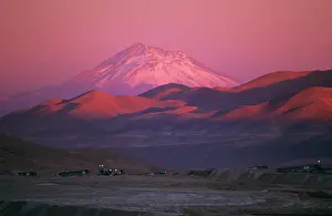 Chilean Landscapes Drucke: Escondida copper mine and Llullaillaco