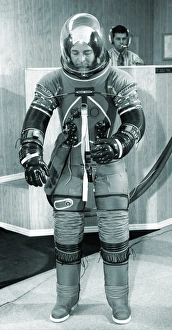 Drucke von Apollo-Astronaut Ronald E. Evans im Innernrüstungsschutz Bilder Datiert 2005 Januar: Apollo-Astronaut Ronald E. Evans