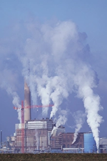 Industrial Plant Emissions Drucke: Atmospheric pollution