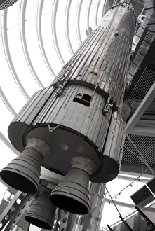 Bilder Datiert 2012: Blau-Streifen-Rakete