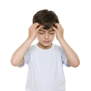 Child Health Issues Drucke: Boy with a headache