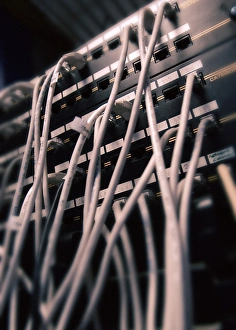 Data Center Infrastructure Drucke: Cables in server room C018 / 1177