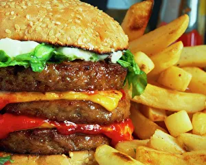 Zwiebelbrot und Pommes frites