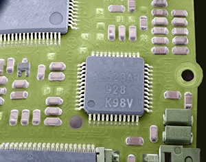 Circuit Board Components Drucke: Circuit board microchip, SEM