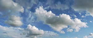 High Altitude Clouds Drucke: Clouds in blue sky