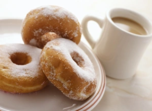 Breakfast Treats Drucke: Coffee and doughnuts