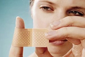 Verletztes Daumenfingernagel