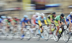 Road Cycling Drucke: Cyclists in a race