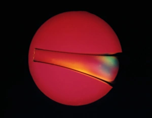Polarised Light Micrograph Drucke: Defects in plastic, light micrograph