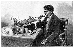 Thomas Edison Phonograph Drucke: Edison talking into his phonograph