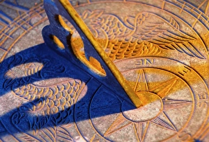 Historical Astronomy Equipment Drucke: Face of a sundial