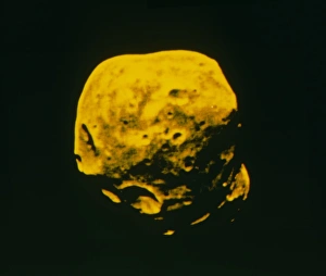 Bilder aus dem Jahr 1993: Falschfarbenbild von Phobos