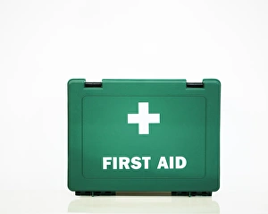 Hospital Equipment Drucke: First aid box