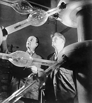 Particle Physics Laboratory Drucke: Frank and Cherenkov, Soviet physicists