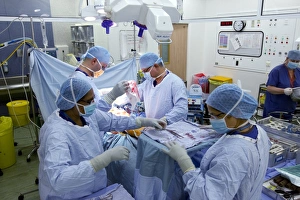 Hip Replacement Surgery Drucke: Hip replacement surgery C013 / 4966