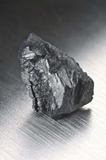 Drucke von Lanthanum: Ein Probe des seltmen Erdenmetalls Lanthanum (La) Bilder Datiert 2012 Februar: Lanthanum