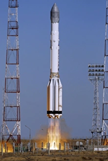 Space Shuttle Drucke: Start des Proton-K-Raketen