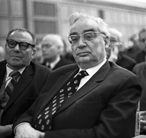 Drucke von Leonid Ivanovitsch Sedow (1907-1999), sowjetischer Physiker, an einer Sitzung des Präsidiums der Akademie der Wissenschaften der UdSSR Bilder Datiert 2008 April: Leonid Sedow, sowjetischer Physiker