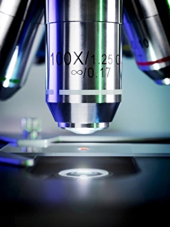 Scientific Research Tools Drucke: Light microscopy C016 / 9702