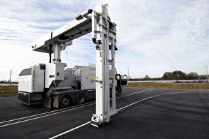 Bilder Datiert 26. August 2011: Mobilaufstrahl-Sicherheitsscanner