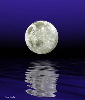 Astronomy Illustrations Drucke: Moon over water