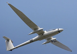 Military Surveillance Aircraft Drucke: Motor glider