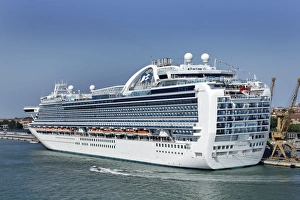Bilder Datiert 29. November 2011: Rotes Meer Rubinprinzessin Kreuzfahrtschiff
