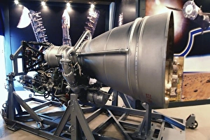 Drucke von Der NK-33-Luft-fuehrstoffsauerstoffantrieb im Museumsausstellungsraum. Der NK-33-Raketenmotor war ein fortschrittlicher Entwurf für den ersten Stages der aufgegebenen sowjetischen N1-Mondrakete Bilder Datiert 2008 Mai: RK 33 flüssigkehrsauerstoffmotor
