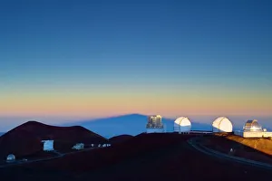 Subaru Telescope Images Drucke: Observatories on Mauna Kea