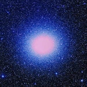 Drucke von Omega-Centauri-Globularkernstamm, wahrer-Farbenoptischer- Bild von der Globularkerne Omega Centauri (NGC 5139). Dies ist einer der größten und hellsten Globularkernen unseres Galaxien Bilder Datiert 2003 Juli: Bildoptik eines Globularkerns Omega Centauri