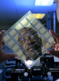 Electronic Equipment Drucke: Organic light emitting diode