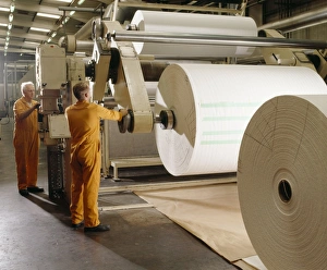 Industrial Machinery Equipment Drucke: Paper roll machine