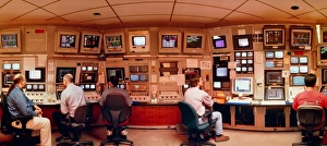 Particle Accelerator Technology Drucke: Physicists in SLAC control room