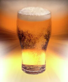 Bilder, datiert 2004: Ein Liter Bier